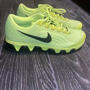 Nike tailwind 6 shoes